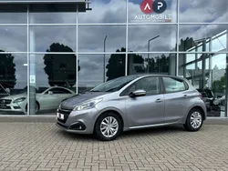 Grau Gebraucht 2019 Peugeot 208 Active Kleinwagen | 9.550 € (Guter Preis)