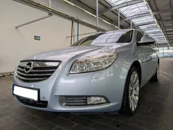 Silber Gebraucht 2013 Opel Insignia Active Limousine | 5.100 € (Fairer Preis)