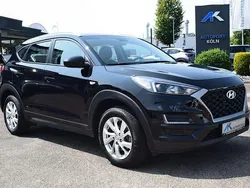 Phantom black / mic (metallic) Gebraucht 2019 Hyundai Tucson Trend SUV | 17.890 € (Guter Preis)