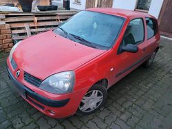 Rot Gebraucht 2006 Renault Clio II Kleinwagen | 600 €