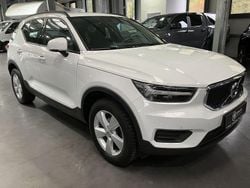 Weiß Gebraucht 2022 Volvo XC40 Momentum SUV | 24.790 € (Fairer Preis)
