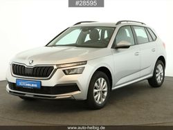 Brilliantsilber metallic Gebraucht 2022 Skoda Kamiq Ambition SUV | 20.180 € (Guter Preis)