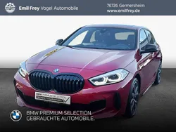 Melbourne rot metallic Gebraucht 2024 BMW 128 Performance Limousine | 36.290 € (Fairer Preis)