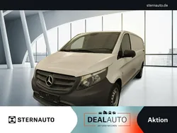 Weiß Gebraucht 2023 Mercedes Vito Van / Kleinbus | 27.906 € (Guter Preis)