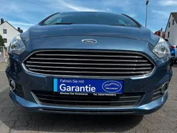 Blau Gebraucht 2019 Ford S-MAX Business Edition Van / Kleinbus | 19.700 € (Guter Preis)