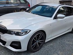 Weiß Gebraucht 2019 BMW 320 M Sport Kombi | 23.500 € (Guter Preis)