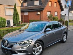 Grau Gebraucht 2016 Renault Talisman Intens Limousine | 14.149 € (Fairer Preis)