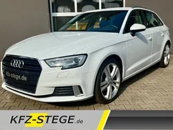 Weiß Gebraucht 2019 Audi A3 Sport Limousine | 18.990 € (Fairer Preis)