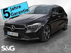 Metalliclack kosmosschwarz Gebraucht 2025 Mercedes B200 Progressive Van / Kleinbus | 41.090 €