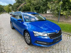Blau Gebraucht 2021 Skoda Superb Kombi | 16.900 € (Superpreis)