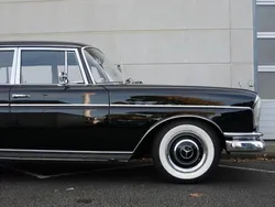 Schwarz Gebraucht 1964 Mercedes W112 Limousine | 88.500 €