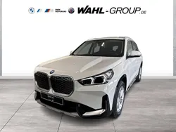 Weiß Neu 2025 BMW iX1 xLine SUV | 46.290 € (Guter Preis)