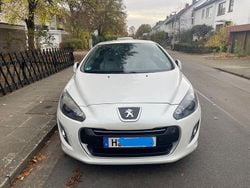 Weiß Gebraucht 2012 Peugeot 308 CC Roland Garros Cabrio | 5.850 € (Fairer Preis)