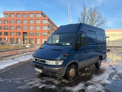 Blau Gebraucht 2003 Iveco Daily Van / Kleinbus | 1.500 € (Superpreis)