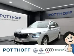 Brilliant silber Gebraucht 2020 Skoda Kamiq Style SUV | 21.977 € (Fairer Preis)