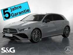 Manufaktur lack manufaktur ... Gebraucht 2025 Mercedes A200 AMG Limousine | 44.599 €