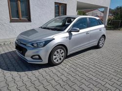 Silber Gebraucht 2019 Hyundai i20 Limousine | 6.550 € (Guter Preis)