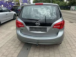 Silber Gebraucht 2010 Opel Meriva Innovation Van / Kleinbus | 2.000 € (Superpreis)