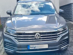 Grau Gebraucht 2019 VW Touareg SUV | 38.900 € (Superpreis)