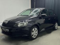 Schwarz Gebraucht 2015 Skoda Fabia Kleinwagen | 7.690 € (Fairer Preis)