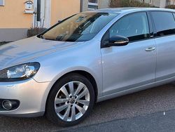 Grau Gebraucht 2011 VW Golf Limousine | 5.399 € (Etwas zu teuer)