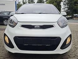 Clear white Gebraucht 2013 Kia Picanto Edition 7 Kleinwagen | 5.100 € (Guter Preis)
