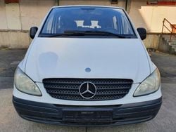 Arktikweiß Gebraucht 2006 Mercedes Vito Van / Kleinbus | 2.500 € (Guter Preis)