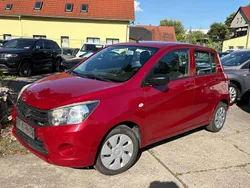 Rot Gebraucht 2016 Suzuki Celerio Kleinwagen | 2.200 €