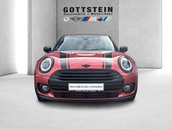 Rot Gebraucht 2022 Mini Cooper Clubman Classic Kombi | 27.990 € (Etwas zu teuer)
