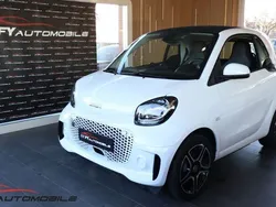 Weiß Gebraucht 2020 Smart ForTwo Electric Drive Passion Limousine | 9.900 € (Guter Preis)