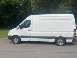 Weiß Gebraucht 2011 Mercedes Sprinter Van | 5.000 €
