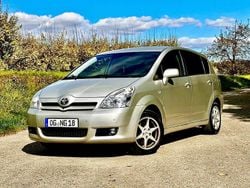 Silber Gebraucht 2006 Toyota Corolla Verso Sol Van / Kleinbus | 7.600 € (Teuer)