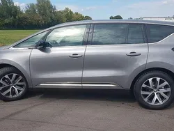 Grau Gebraucht 2017 Renault Espace Van / Kleinbus | 14.700 € (Guter Preis)