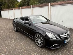 Schwarz Gebraucht 2011 Mercedes E350 Avantgarde Cabrio | 18.500 € (Etwas zu teuer)