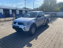 Silber Gebraucht 2008 Mitsubishi L200 Invite Abholung | 8.950 € (Fairer Preis)