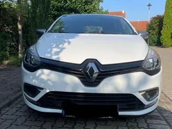 Weiß Gebraucht 2017 Renault Clio IV GT-Line Kleinwagen | 7.999 € (Fairer Preis)