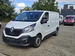 Weiß Gebraucht 2019 Renault Trafic Komfort Van | 7.900 € (Teuer)