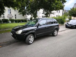 Schwarz Gebraucht 2005 Hyundai Tucson SUV | 2.600 € (Fairer Preis)