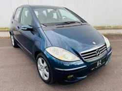 Blau Gebraucht 2005 Mercedes A200 Avantgarde Kleinwagen | 3.590 € (Etwas zu teuer)