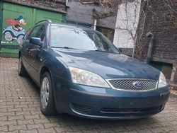 Blau Gebraucht 2004 Ford Mondeo Ghia Limousine | 3.200 € (Fairer Preis)