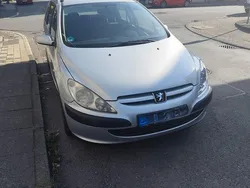 Silber Gebraucht 2005 Peugeot 307 Premium Kombi | 1.500 € (Fairer Preis)