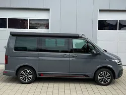 Grau Gebraucht 2022 VW T6.1 Edition Van | 58.000 € (Teuer)