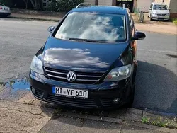 Schwarz Gebraucht 2007 VW Golf Plus Cross Van / Kleinbus | 4.500 €