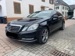Schwarz Gebraucht 2012 Mercedes E300 Limousine | 11.800 € (Etwas zu teuer)