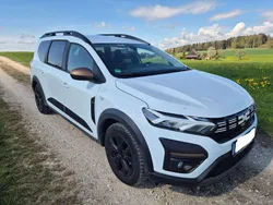 Weiß Gebraucht 2023 Dacia Jogger Extreme Kombi | 18.200 € (Fairer Preis)
