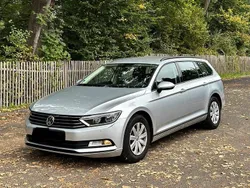 Silber Gebraucht 2019 VW Passat Trendline Kombi | 13.777 € (Superpreis)