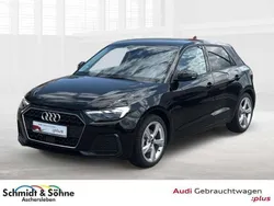 Schwarz metallic Gebraucht 2024 Audi A1 Sportback Advanced Kleinwagen | 29.980 € (Etwas zu teuer)
