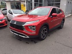 Rot Gebraucht 2024 Mitsubishi Eclipse Cross Plus SUV | 36.300 €