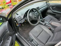 Schwarz Gebraucht 2002 Audi A4 Kombi | 1.300 € (Guter Preis)