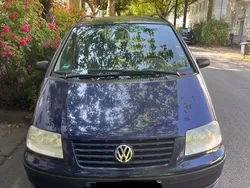 Blau Gebraucht 2002 VW Sharan Family Van / Kleinbus | 2.600 € (Fairer Preis)